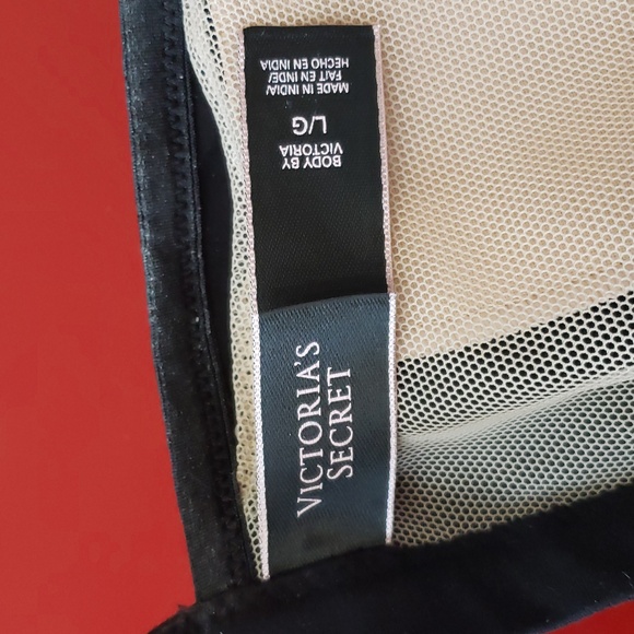 VICTORIA'S SECRET BRALETTE - Picture 7 of 8